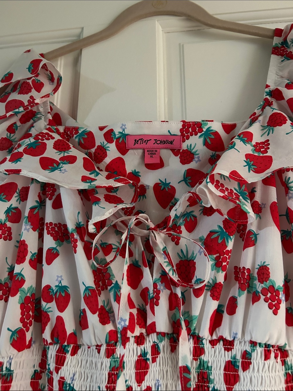 Betsey Johnson Sz XL White Dress with Red Strawberry Print - Picture 2 of 7